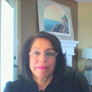 Meet your Posher, Lena